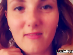 Amateur Lesbian Kittens Get Their Licked An With Juicy Holes