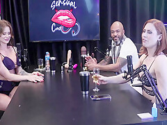 Gostosa Sensualiza E Fica Toda Pelada Deixando Eles Cheio De Tesao 6 Min With Emme White, Tati Weg And Renato Sensual Black