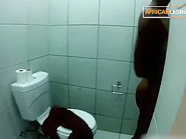 Natural African Lesbians Vibrator Test on Wet Pussy