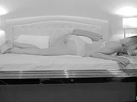 Beauties In Bed - HotBabes4K