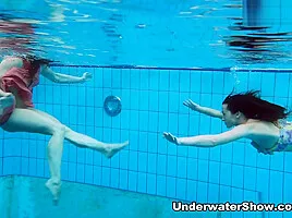 Bubarek Birtakik Video - UnderwaterShow