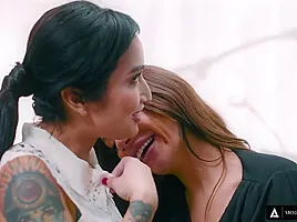 Kinky Lesbian Couple Caught Scissoring In Open House!