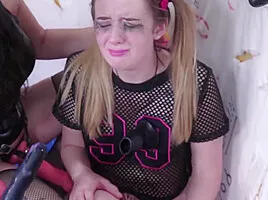 Jessica Kay teen 18+ sub deep throats strapon